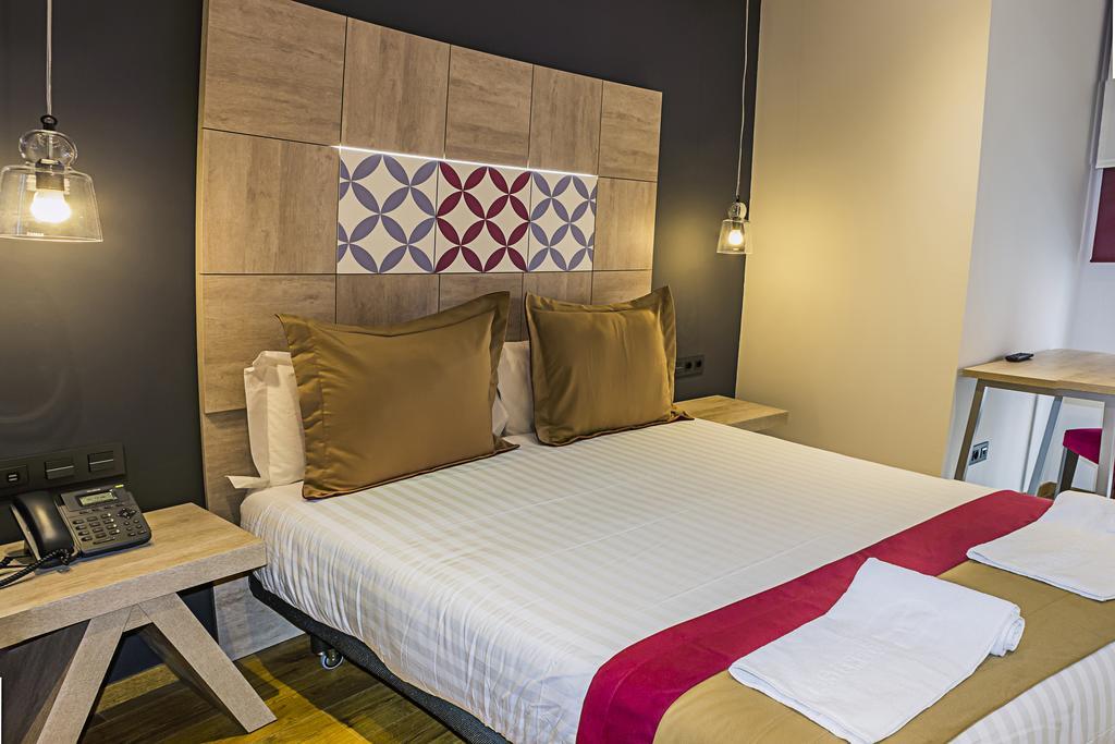 Boutique Hostemplo Sagrada Familia Hotel Barcelona Phòng bức ảnh