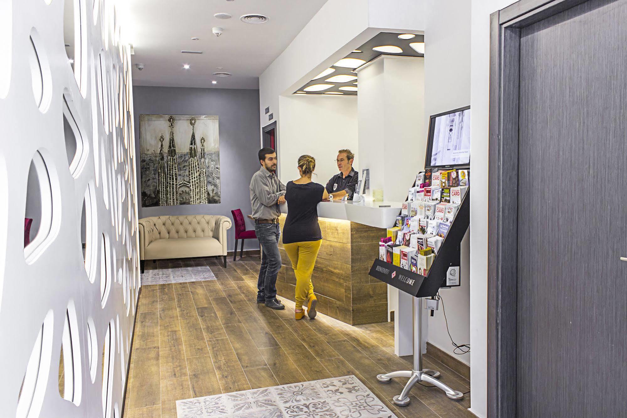 Boutique Hostemplo Sagrada Familia Hotel Barcelona Ngoại thất bức ảnh