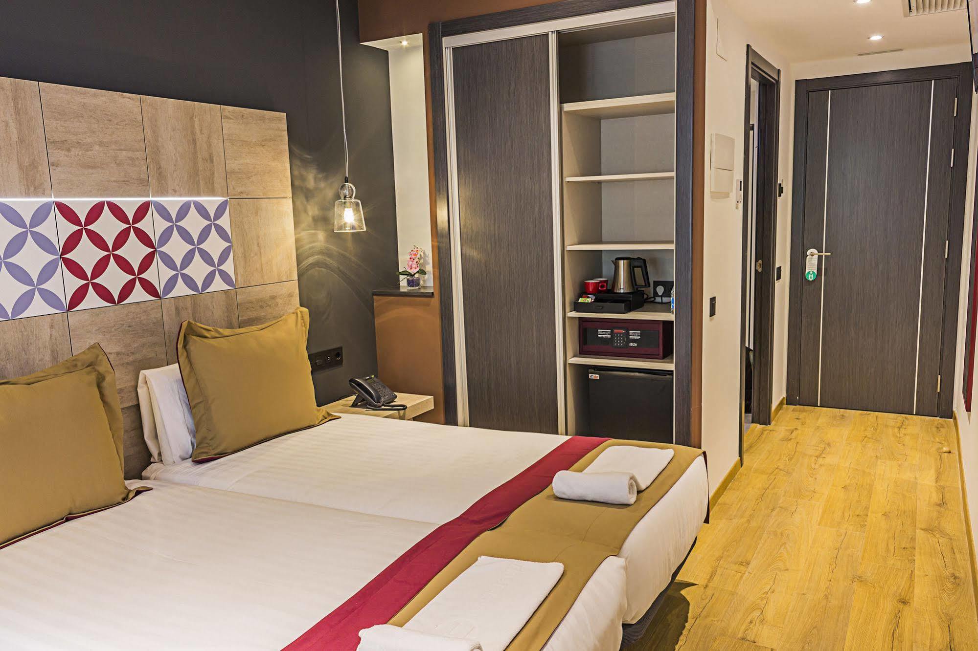 Boutique Hostemplo Sagrada Familia Hotel Barcelona Ngoại thất bức ảnh